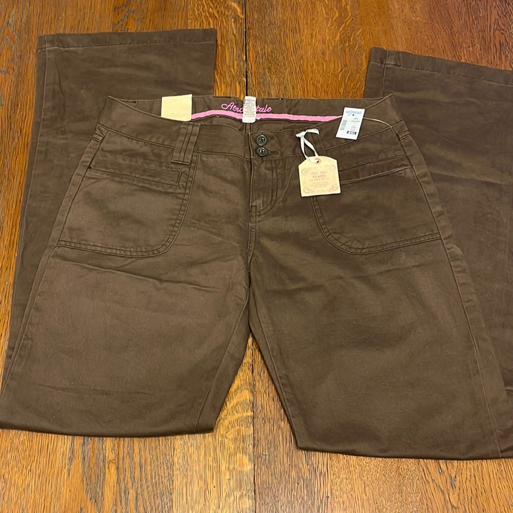 NWT Aeropostale low rise flare brown pants size 9/10 long